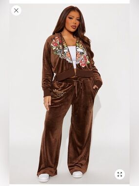 Brown Velour Tiger Embroidered Lounge Pants ONLY